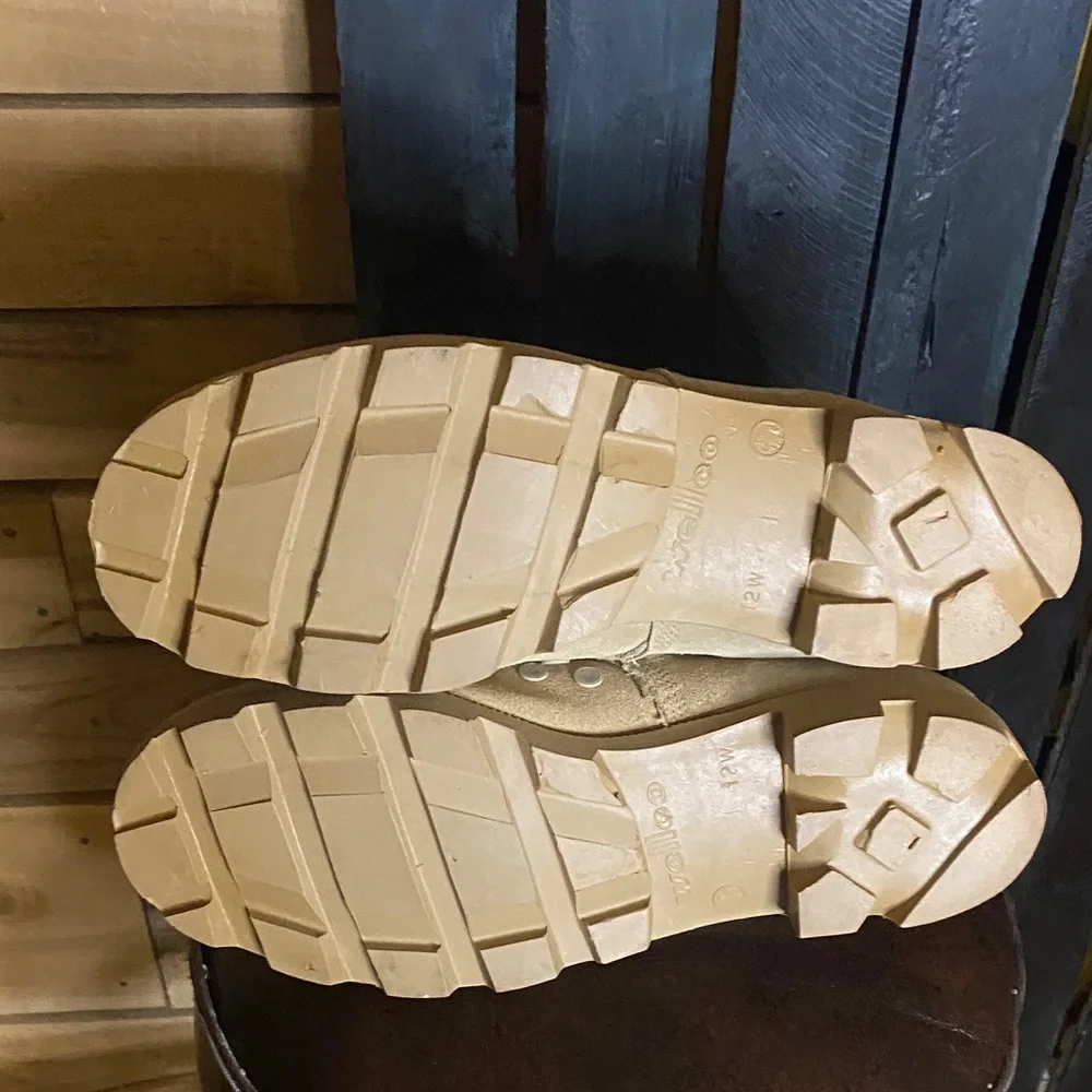 Wellco T130 Tan Hot Weather Lace-Up Jungle Boots size 12W (wide)